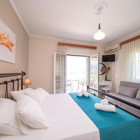 סאמי Pavlatos Apartments & Studios מראה חיצוני תמונה