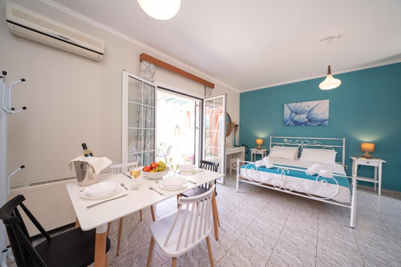 סאמי Pavlatos Apartments & Studios מראה חיצוני תמונה