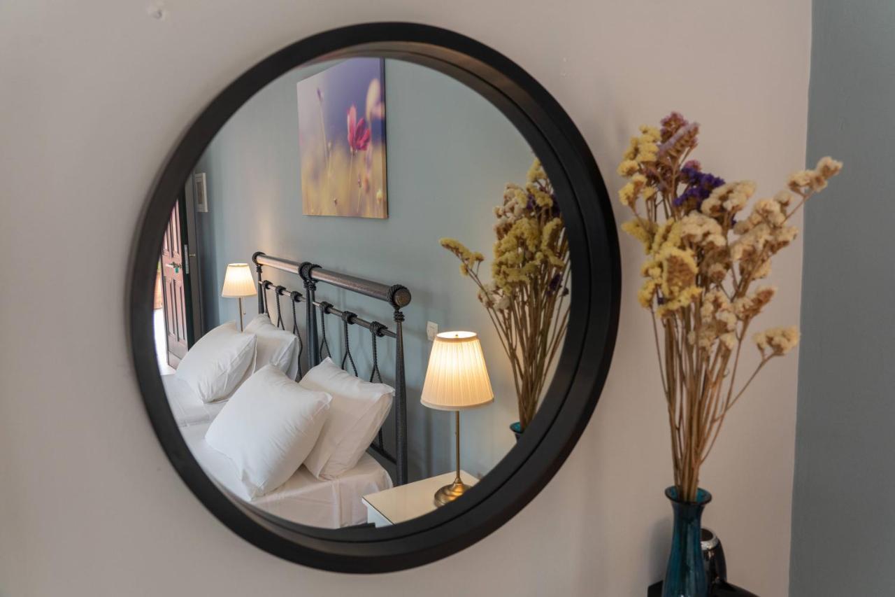 סאמי Pavlatos Apartments & Studios מראה חיצוני תמונה