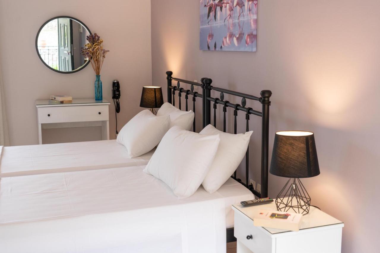 סאמי Pavlatos Apartments & Studios מראה חיצוני תמונה